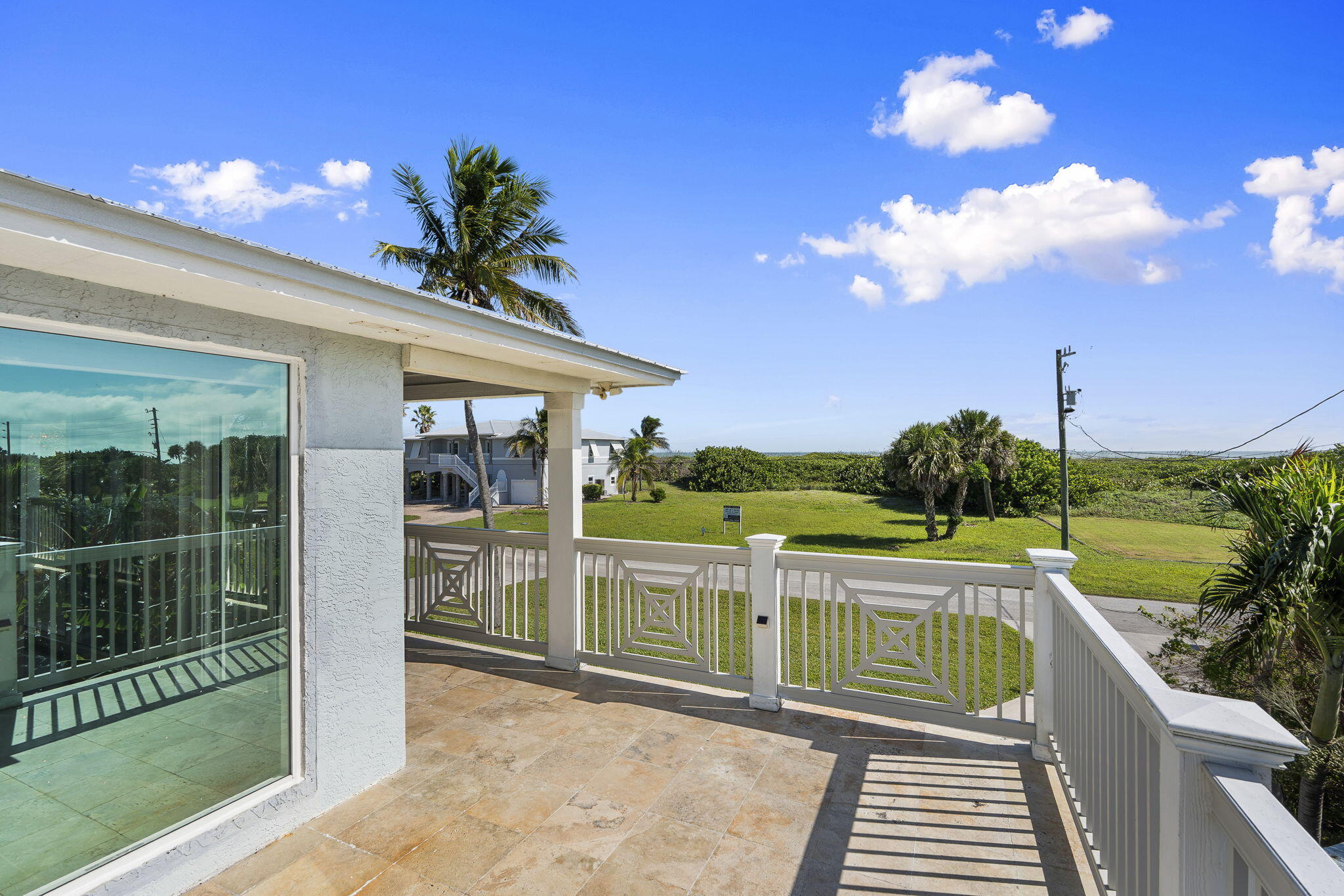 1911 Surfside Drive
