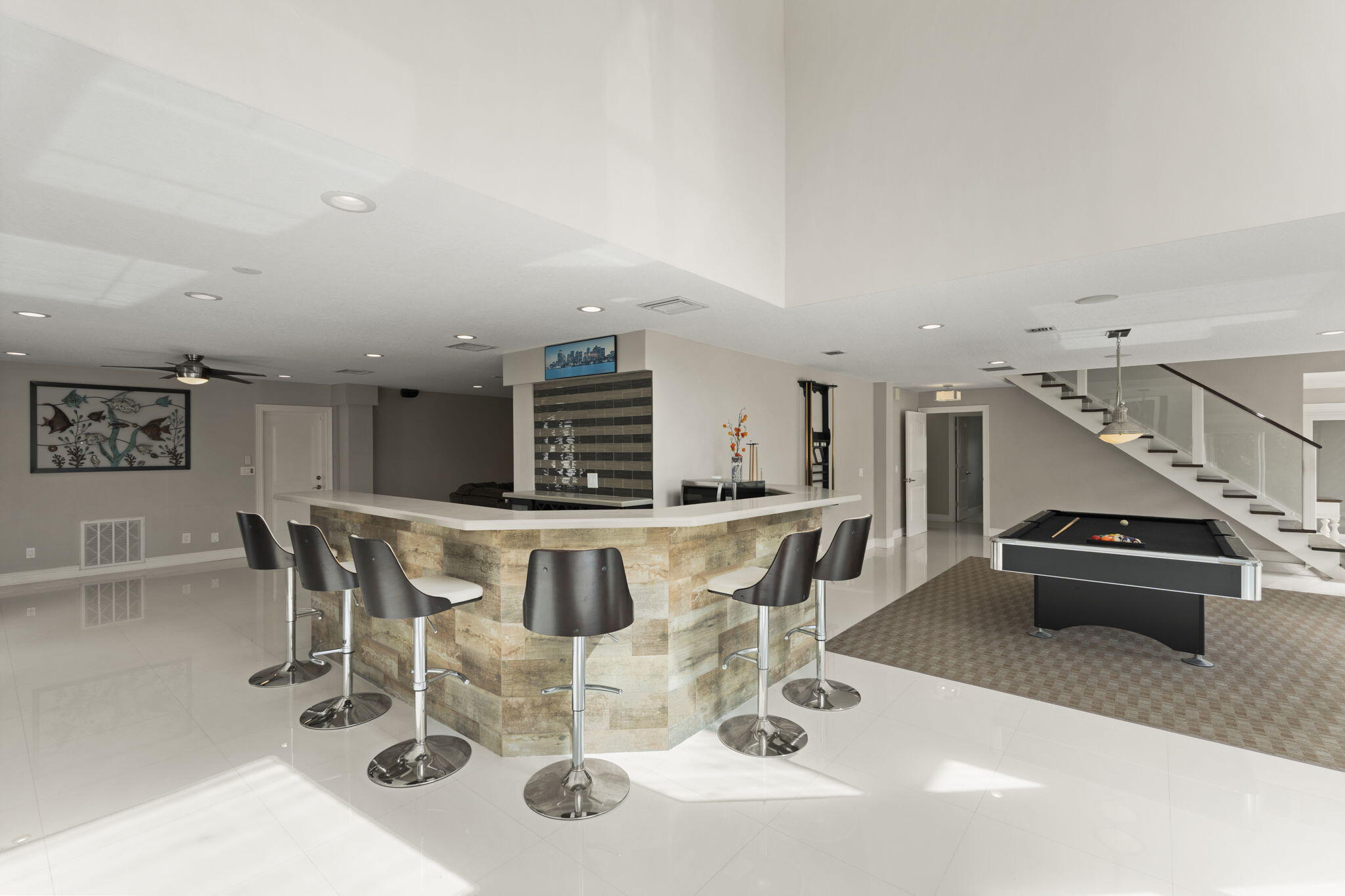 1911 Surfside Drive