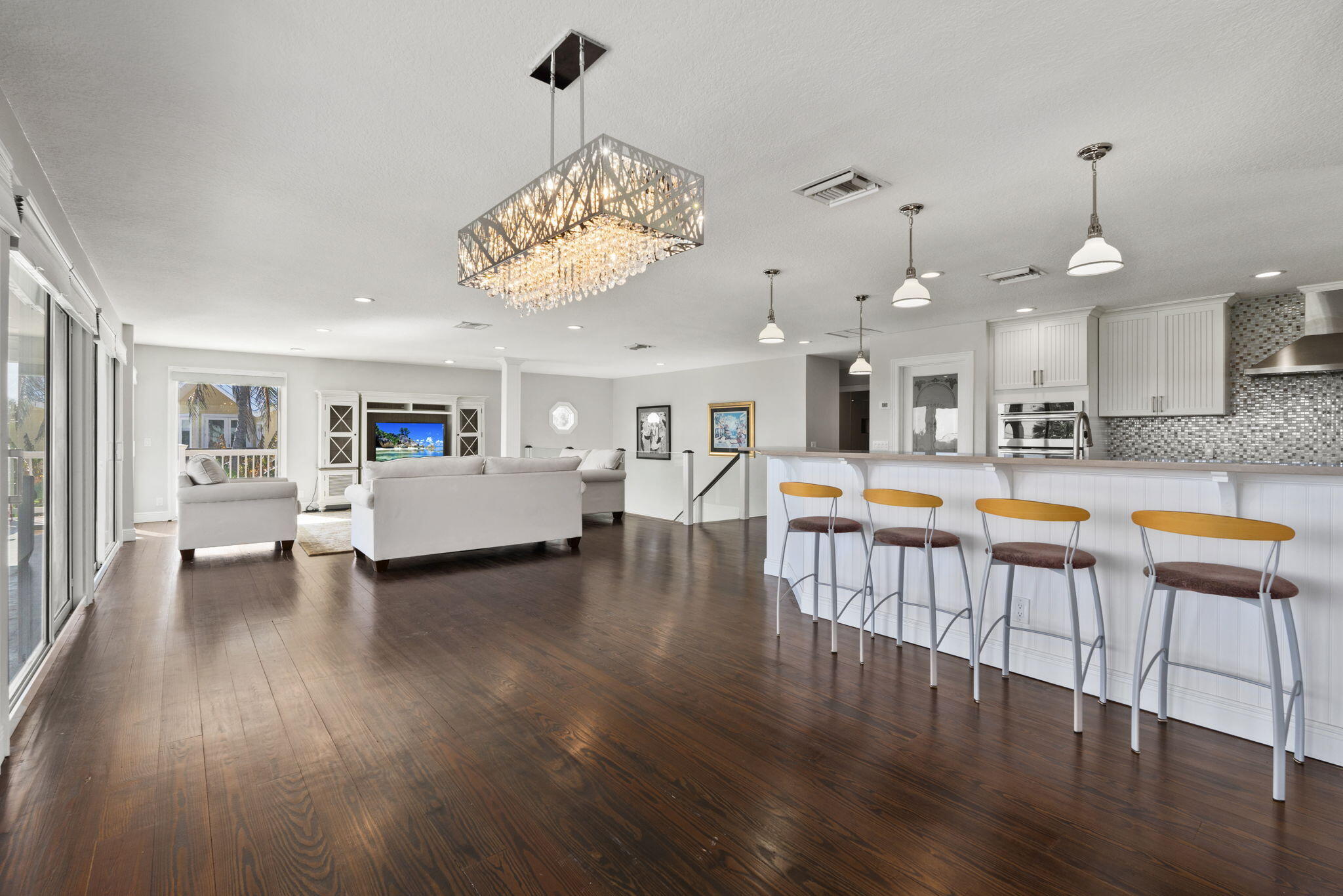 1911 Surfside Drive