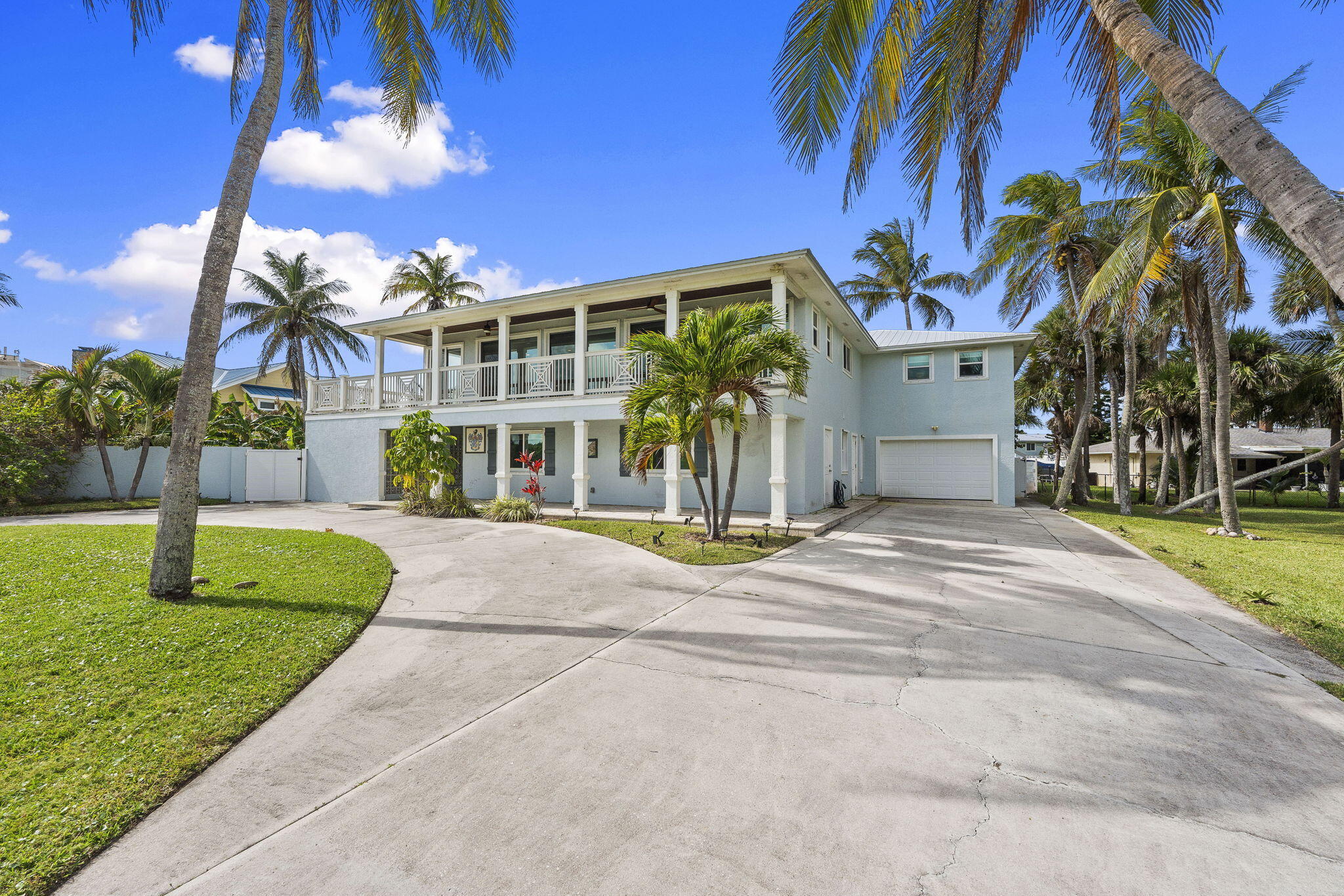 1911 Surfside Drive