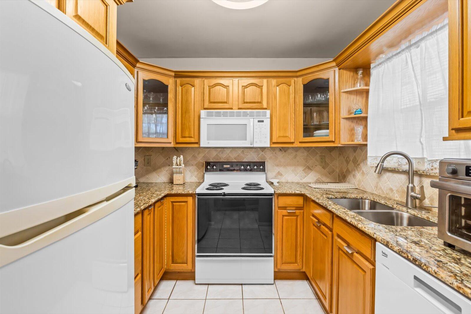 2600 SE Ocean Boulevard O14