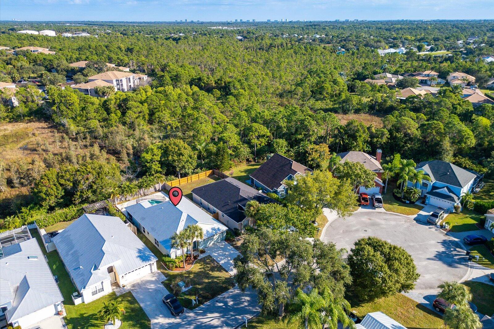 920 NW Waterlily Place