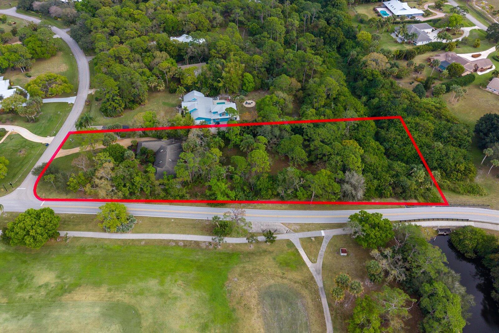 1995 SW Saint Andrews Drive