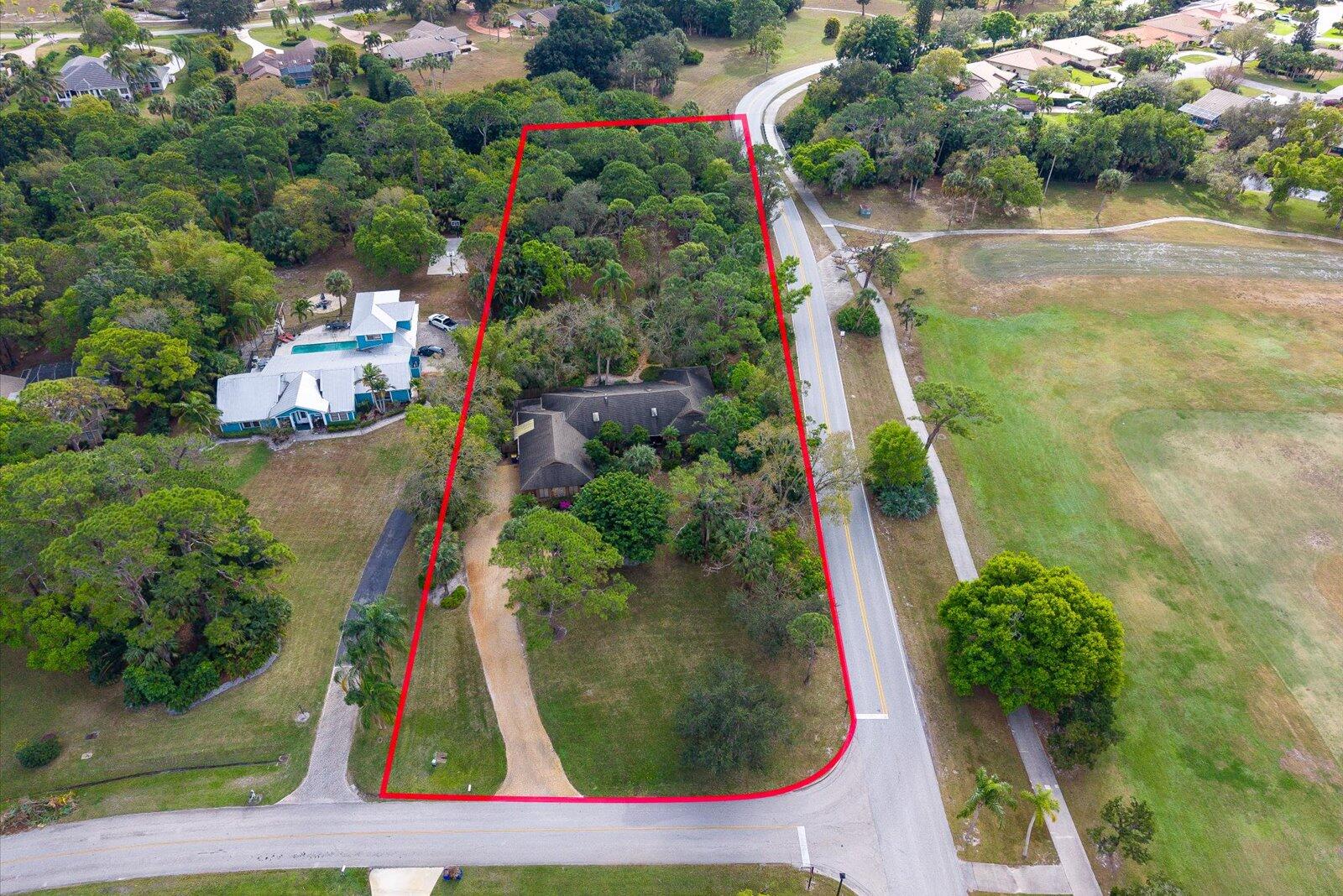 1995 SW Saint Andrews Drive