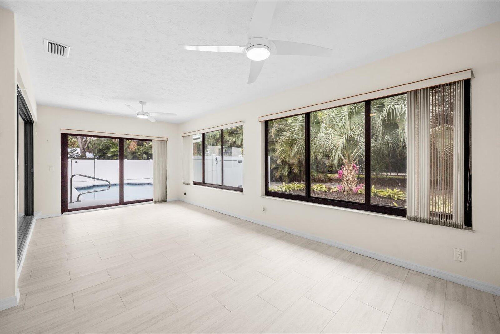 5 Copaire Drive