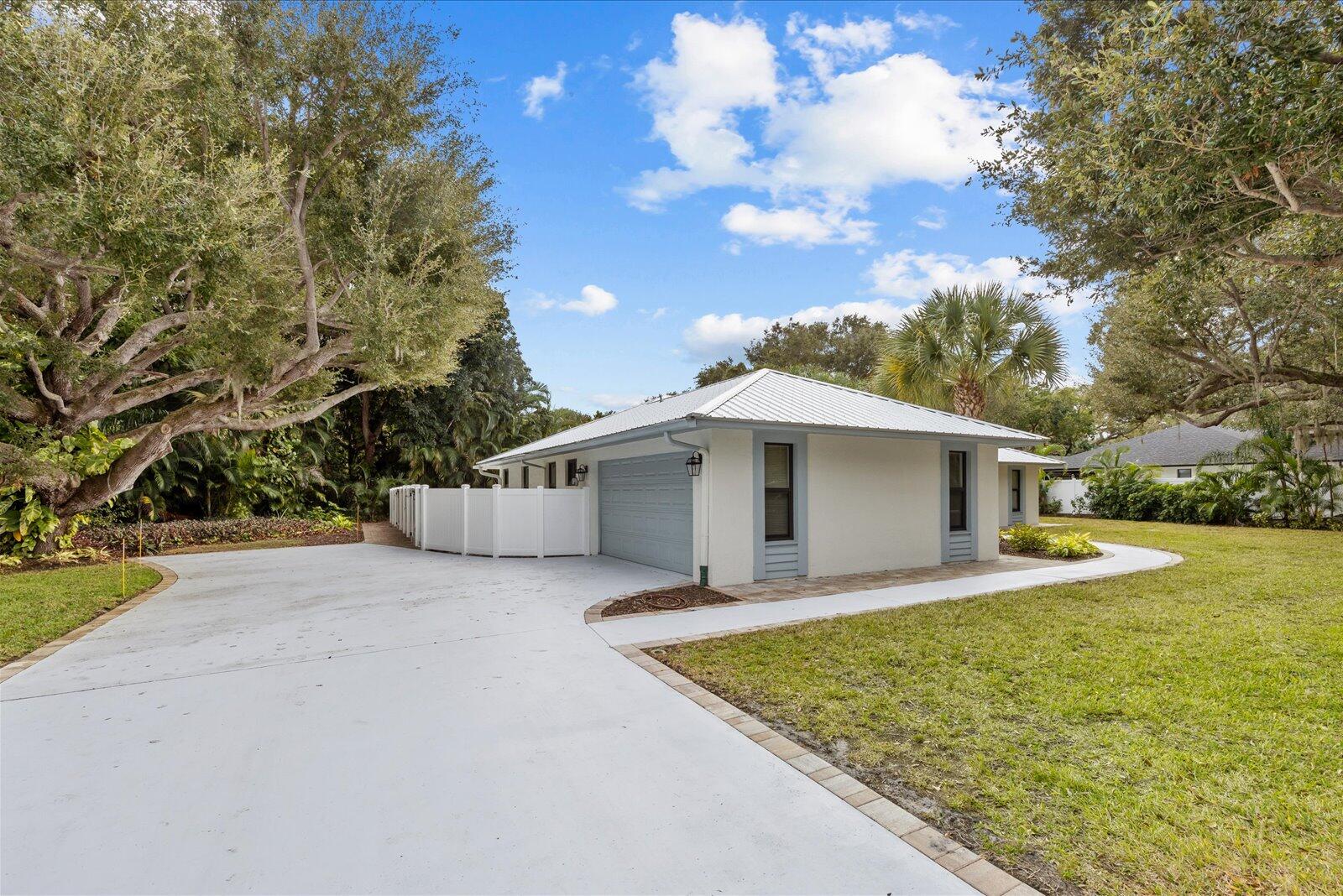 5 Copaire Drive