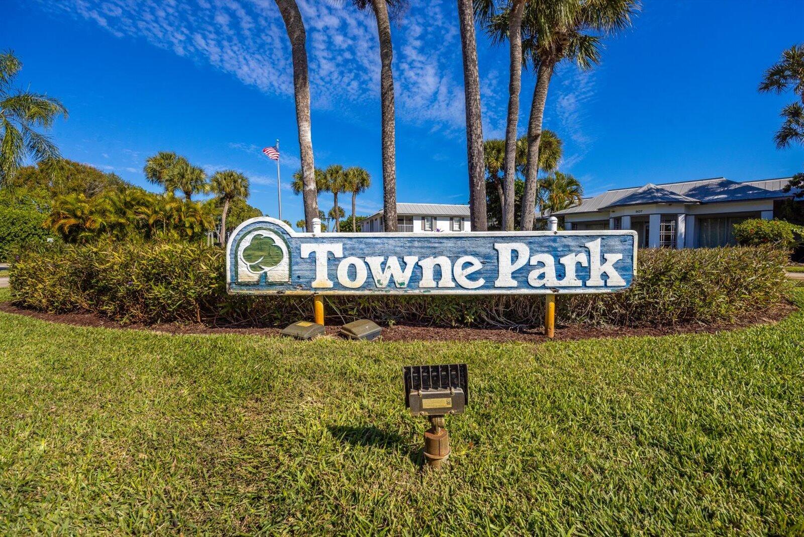 806 SE Central Parkway 6