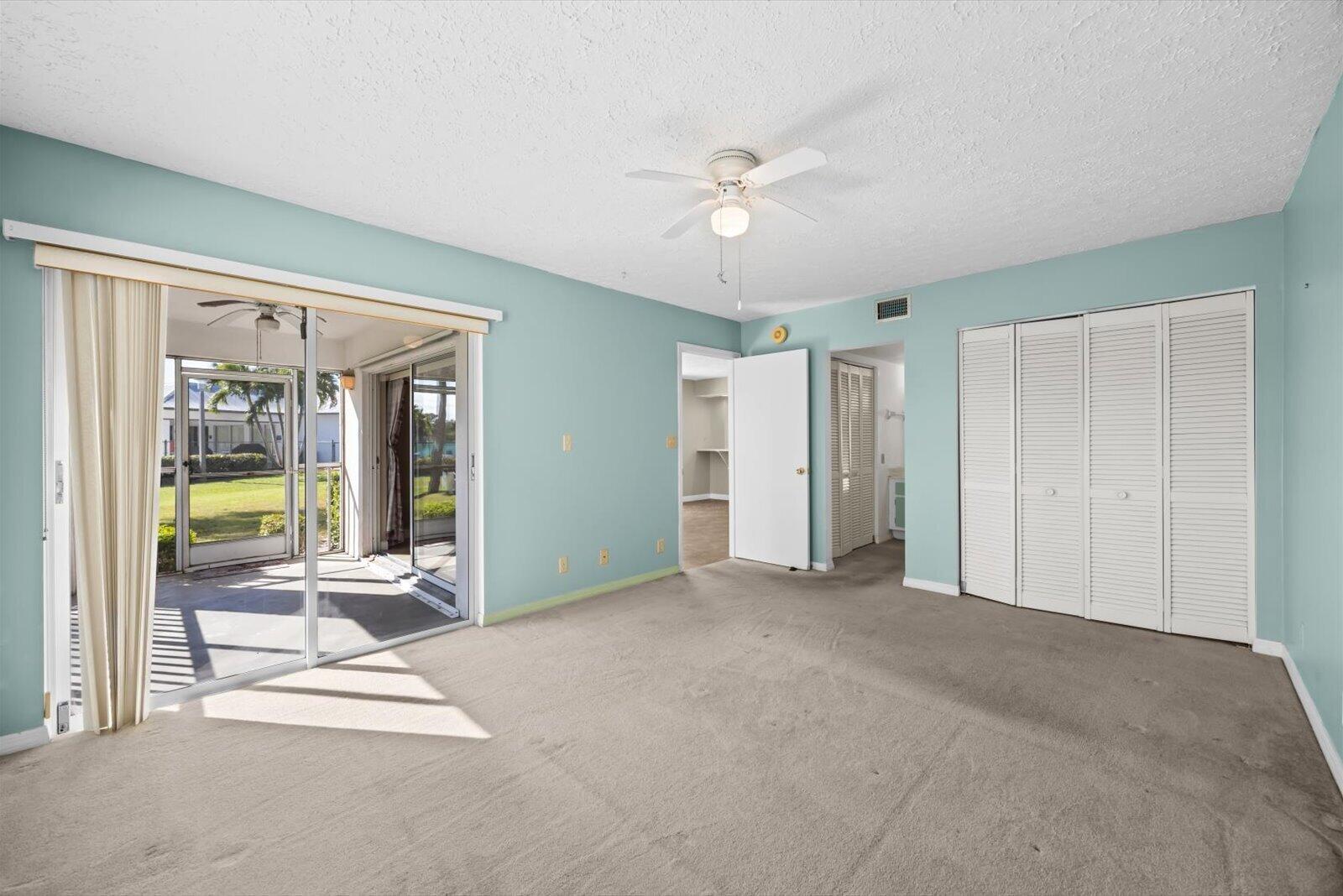 806 SE Central Parkway 6