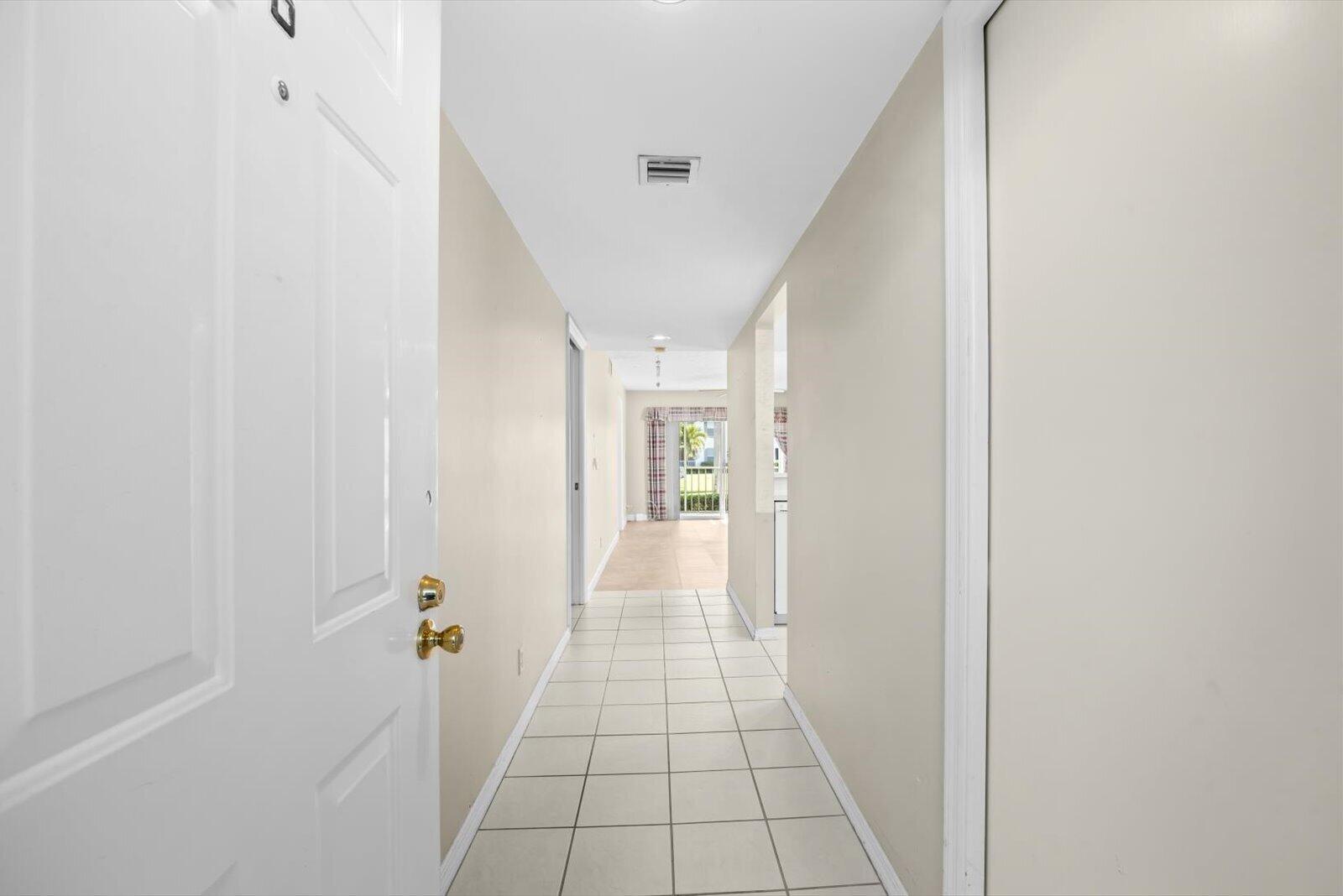 806 SE Central Parkway 6