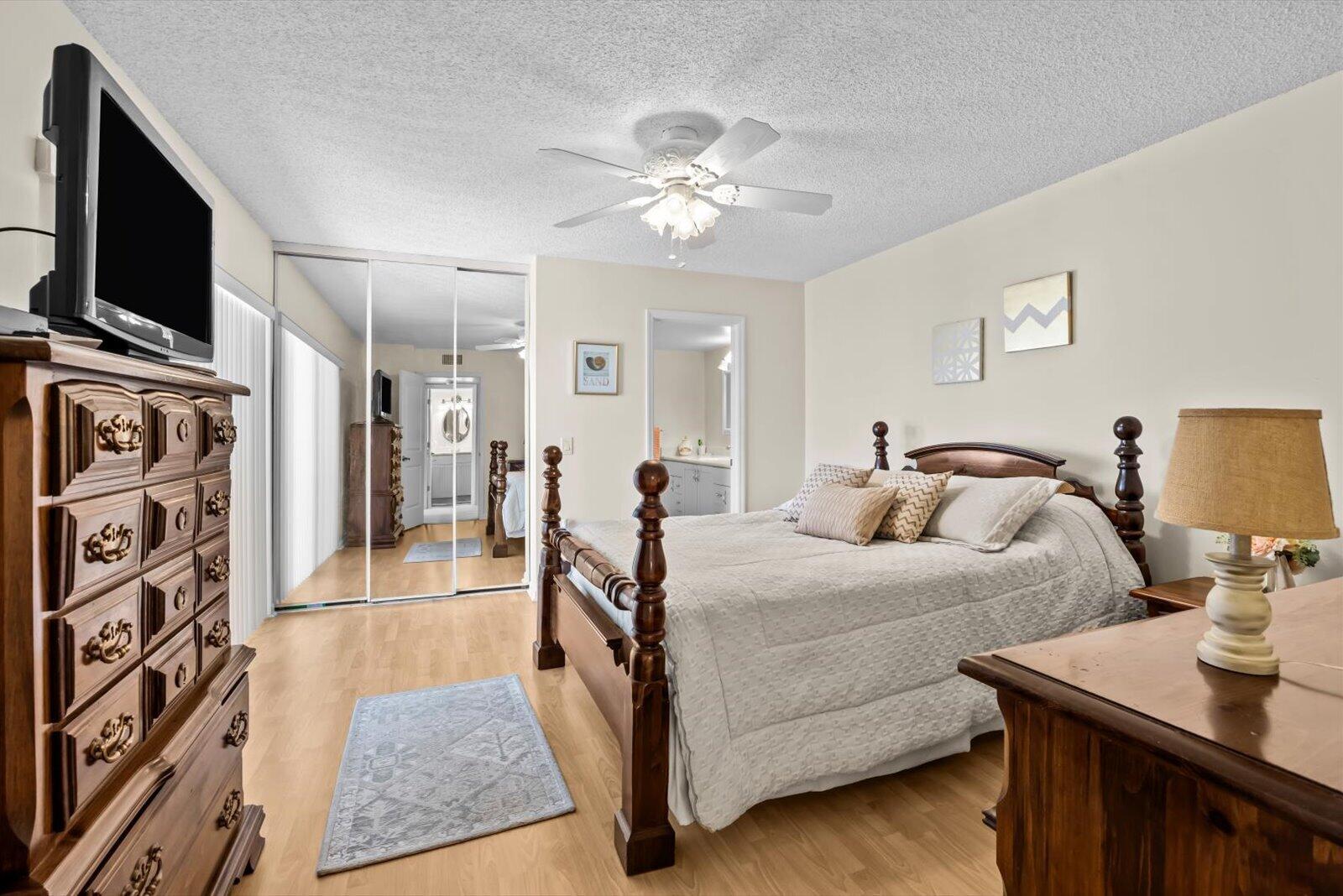 2959 SW Sunset Trace Circle