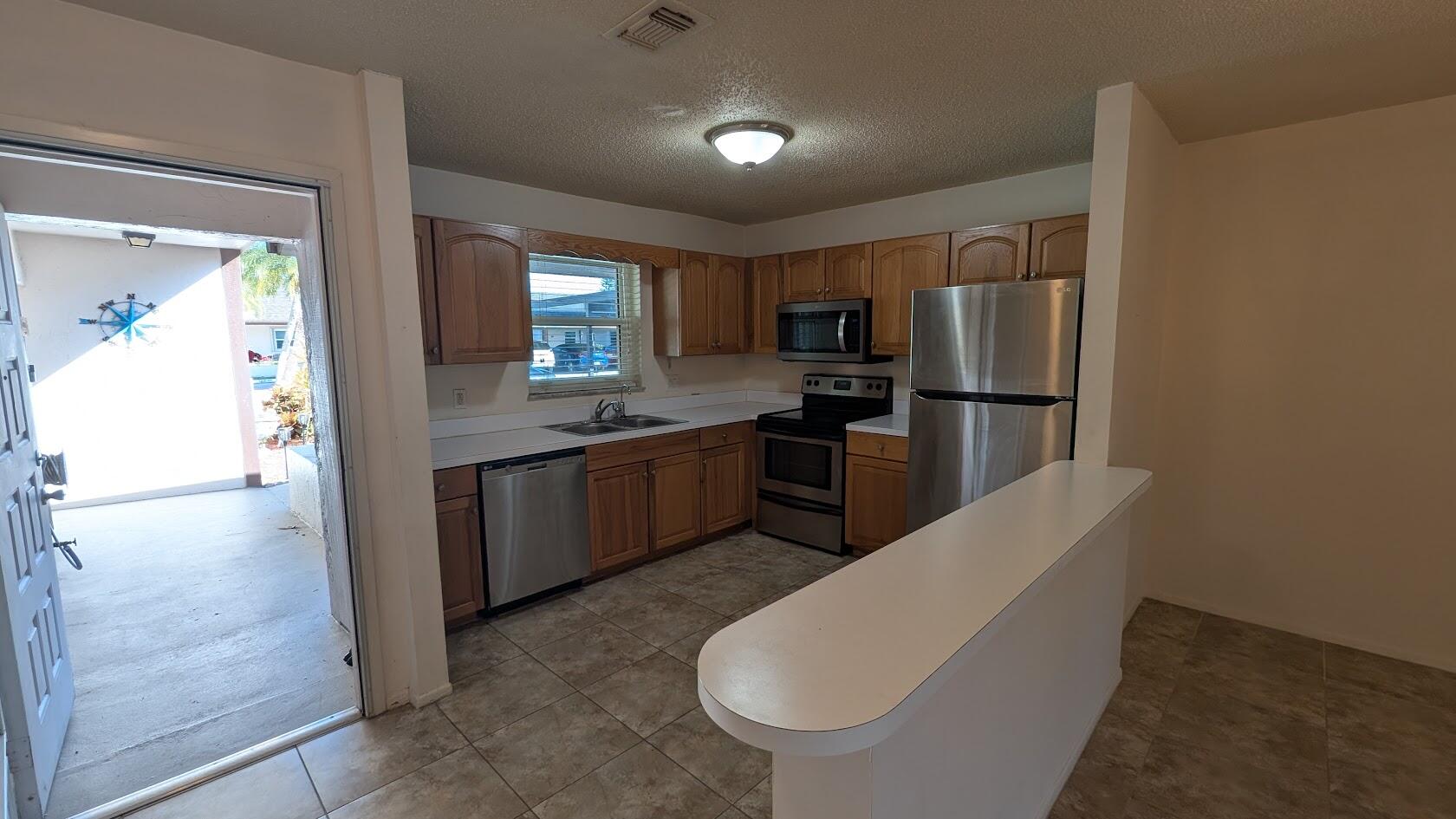 6531 SE Federal Highway A109