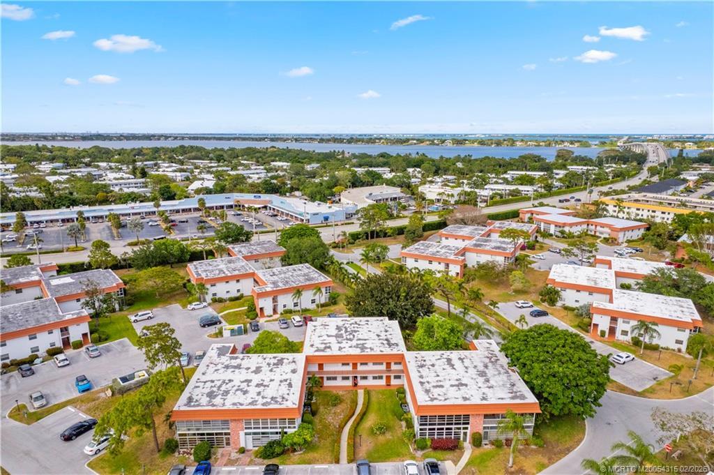 2600 SE Ocean Boulevard U4