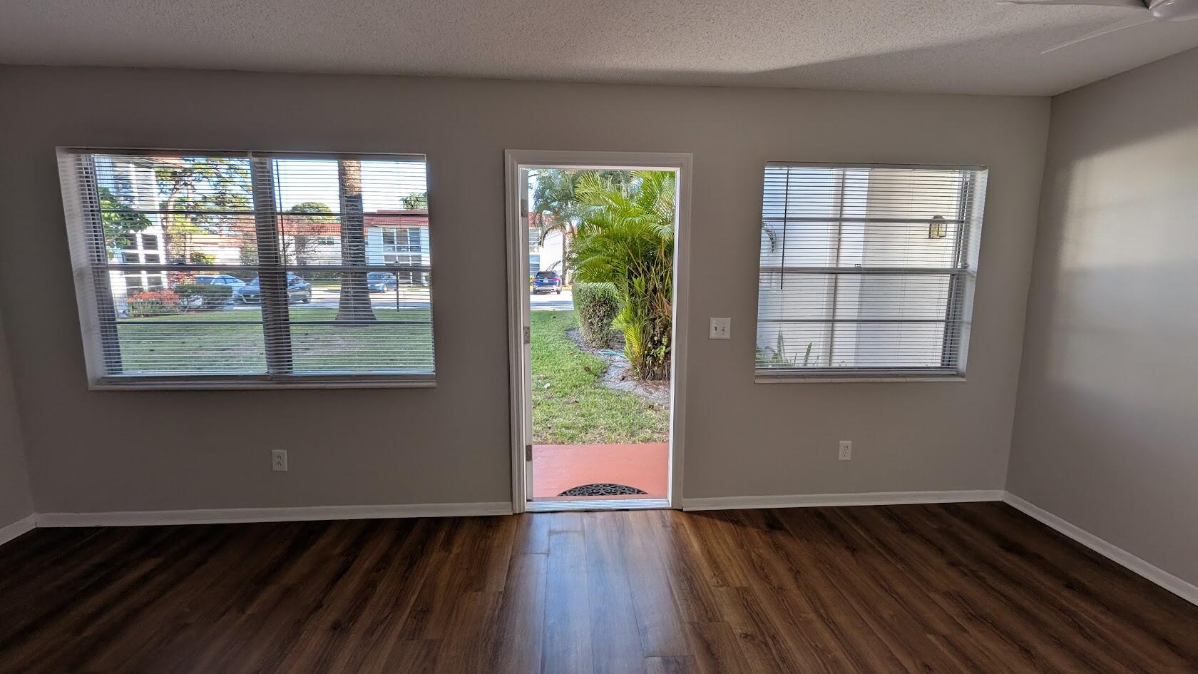 2600 SE Ocean Boulevard Ee3