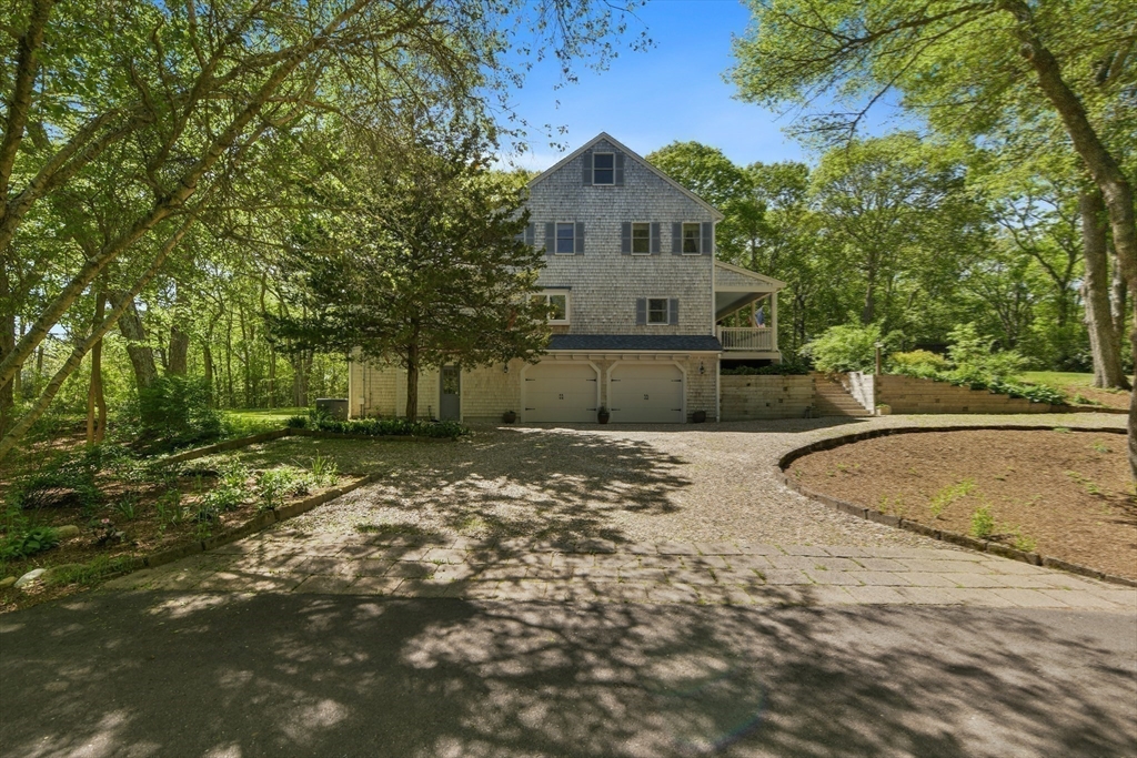 270 Nyes Neck
