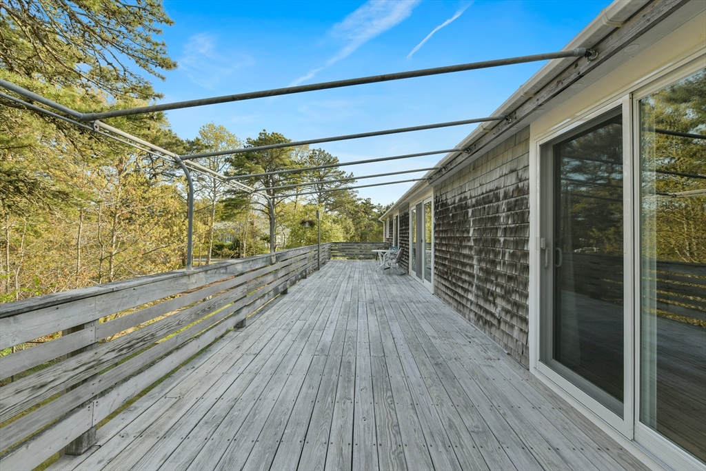 470 Riverview Dr