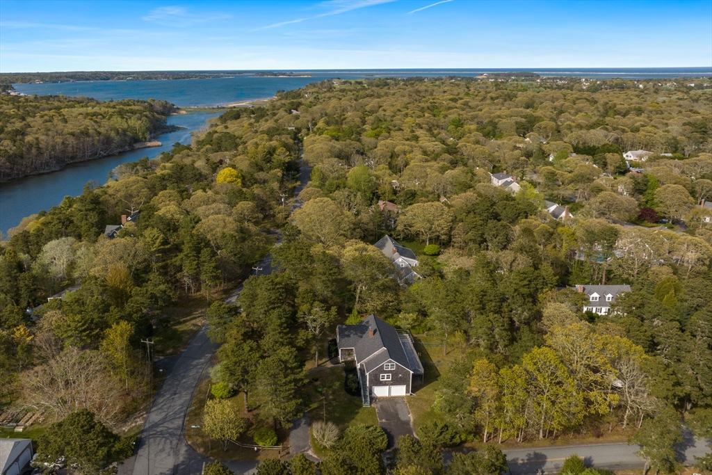 470 Riverview Dr