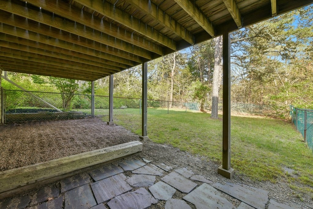 470 Riverview Dr