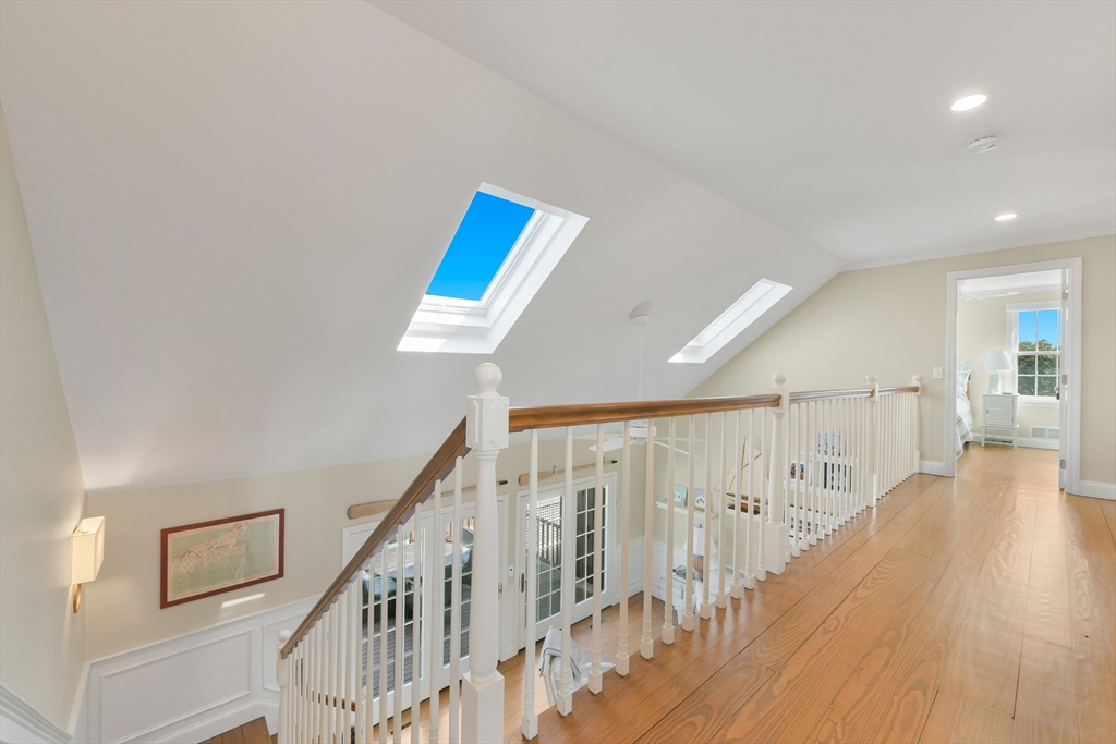 28 Youngs Farm Ln