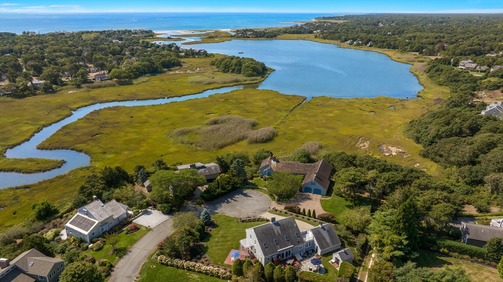 28 Youngs Farm Ln