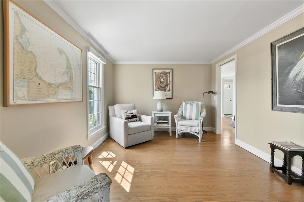 28 Youngs Farm Ln