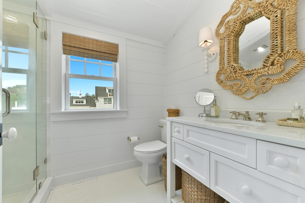 8 Port Pines Rd