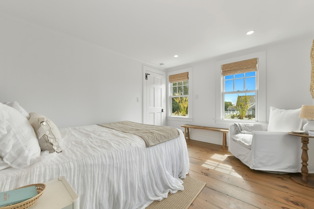 8 Port Pines Rd
