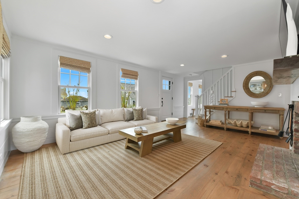 8 Port Pines Rd