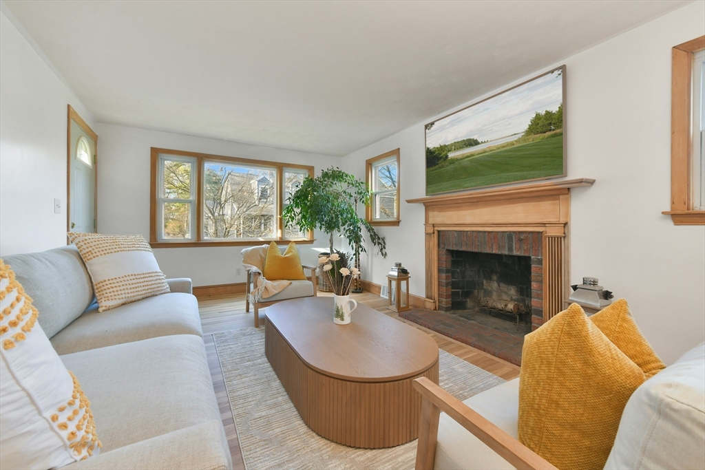 18 Alpena Ave