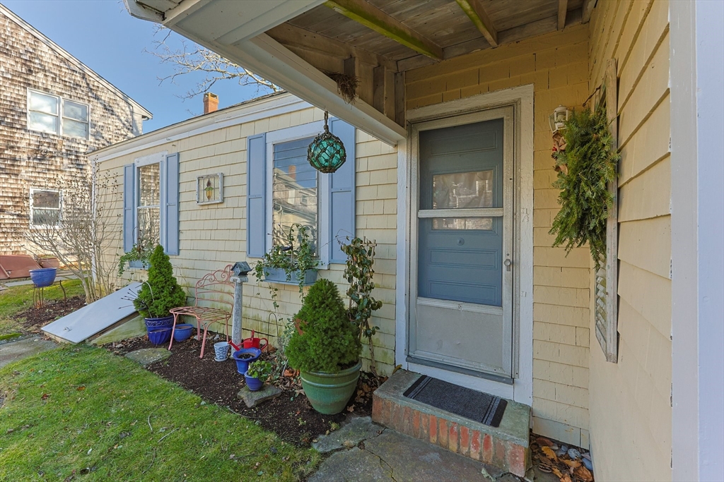 427 Main St # 427