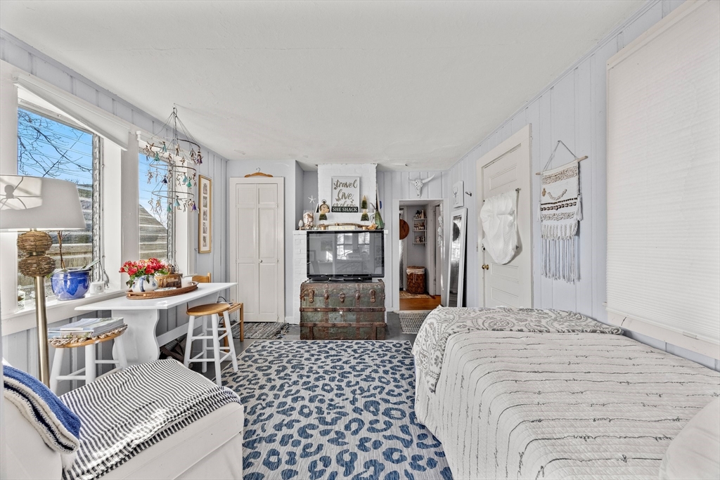 427 Main St # 427
