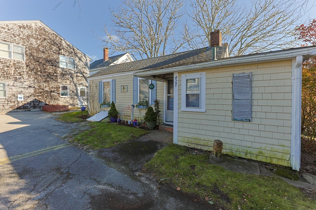427 Main St # 427
