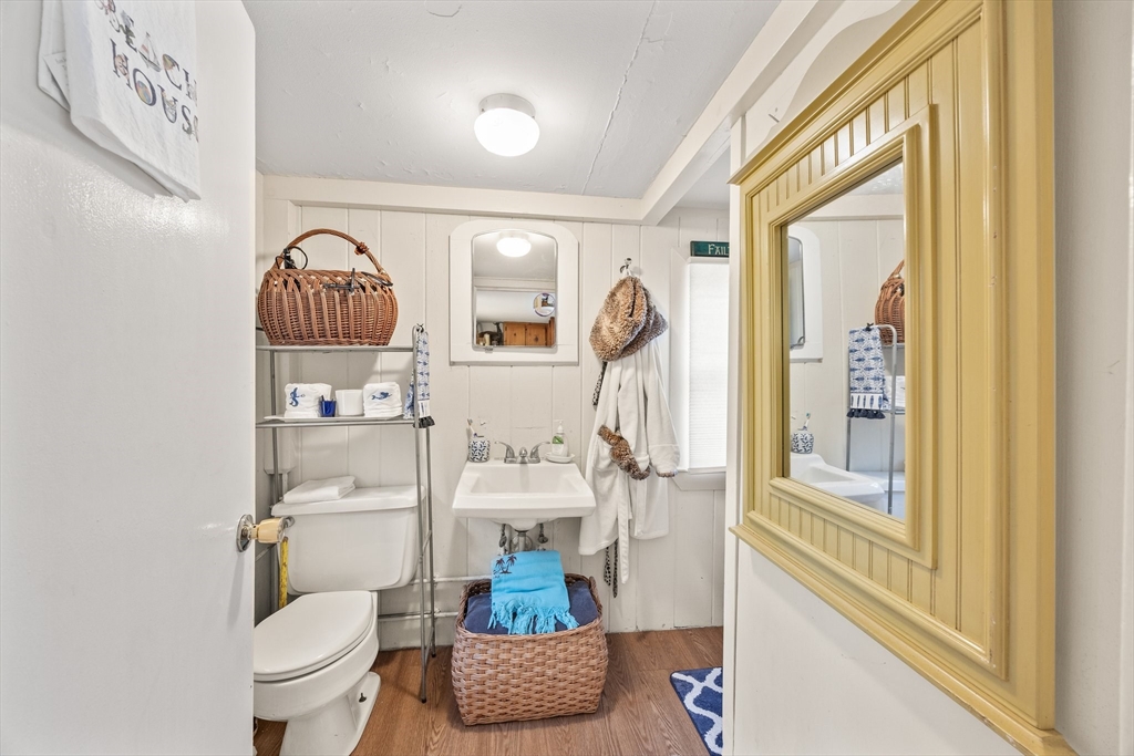 427 Main St # 427