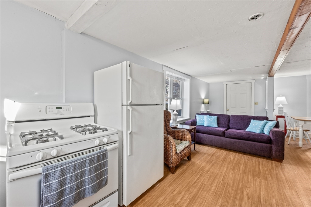 435 Main St # 435