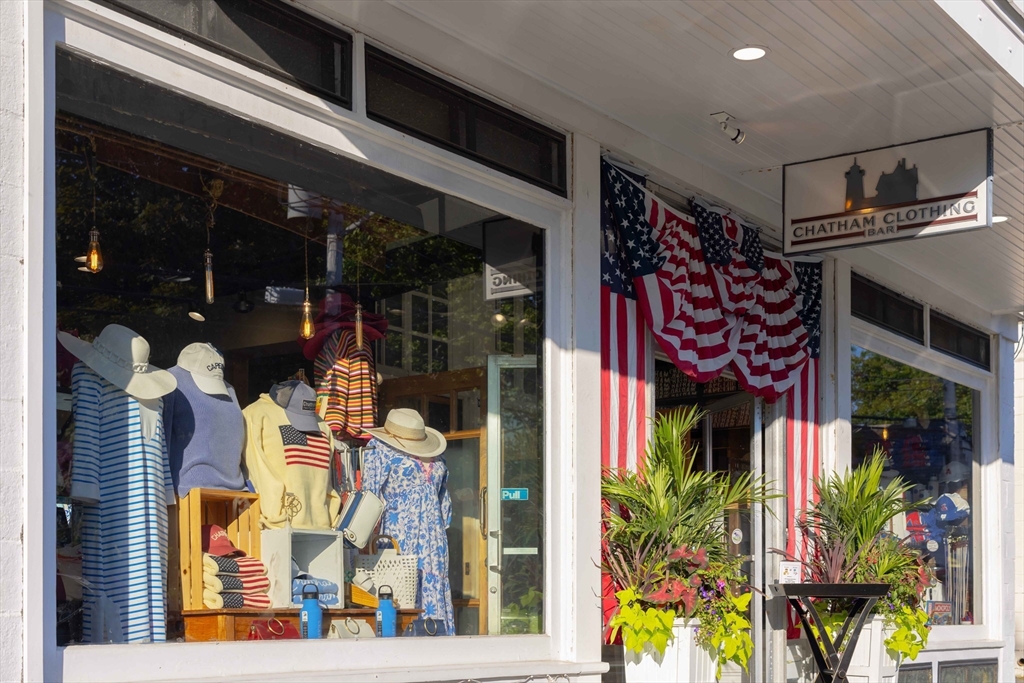 435 Main St # 435