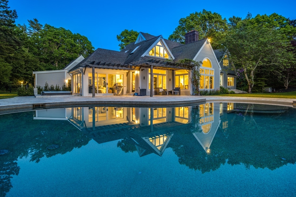 38 Beach Plum Hill Rd