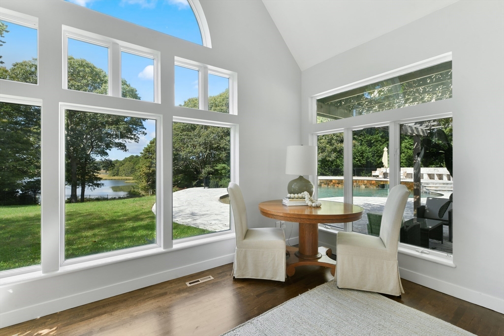 38 Beach Plum Hill Rd
