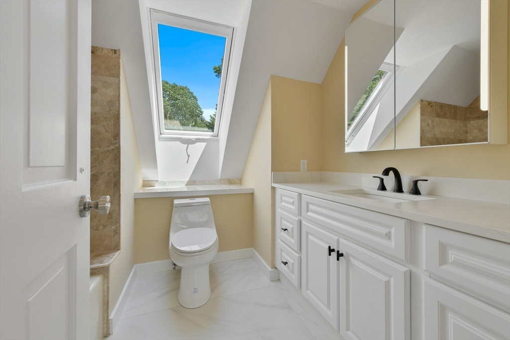 38 Beach Plum Hill Rd