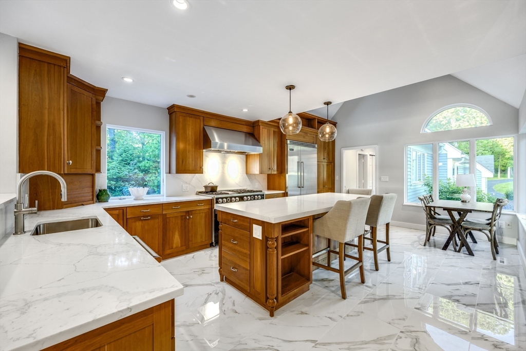 38 Beach Plum Hill Rd