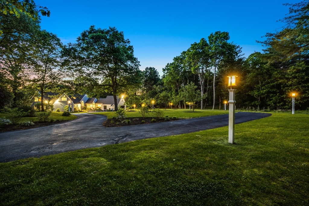 38 Beach Plum Hill Rd