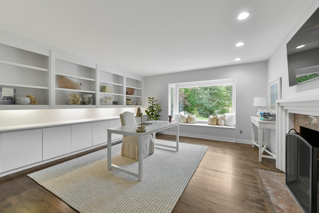 38 Beach Plum Hill Rd