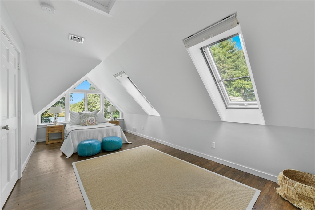 38 Beach Plum Hill Rd