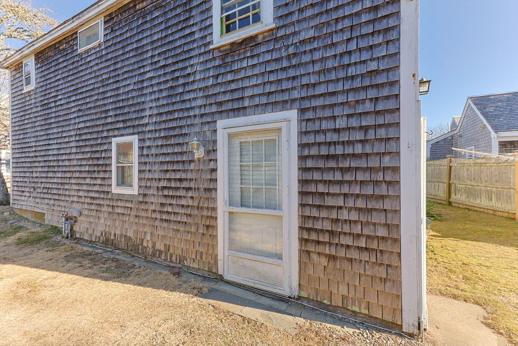 27-29 Barn Hill Rd