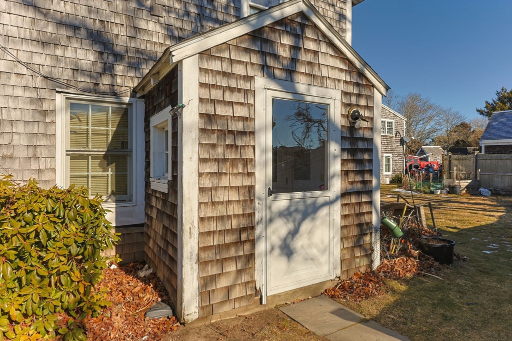 27-29 Barn Hill Rd