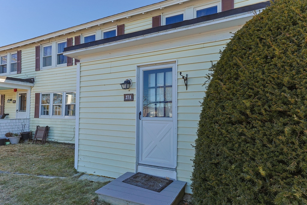27-29 Barn Hill Rd