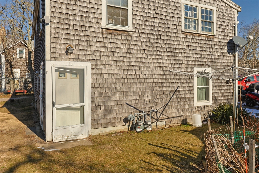 27-29 Barn Hill Rd