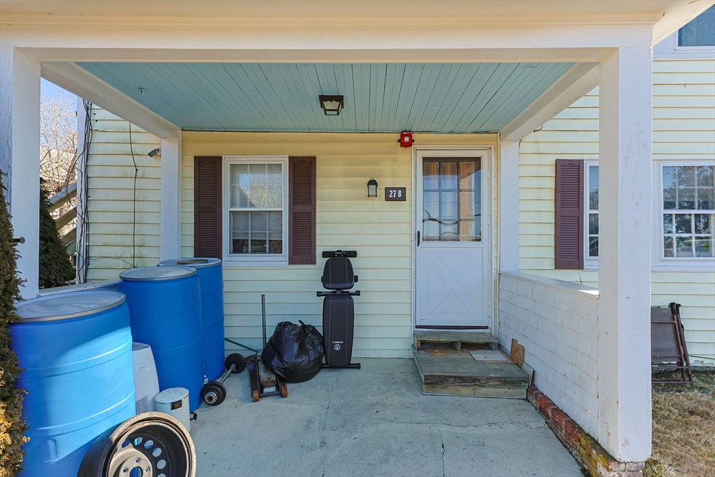 27-29 Barn Hill Rd