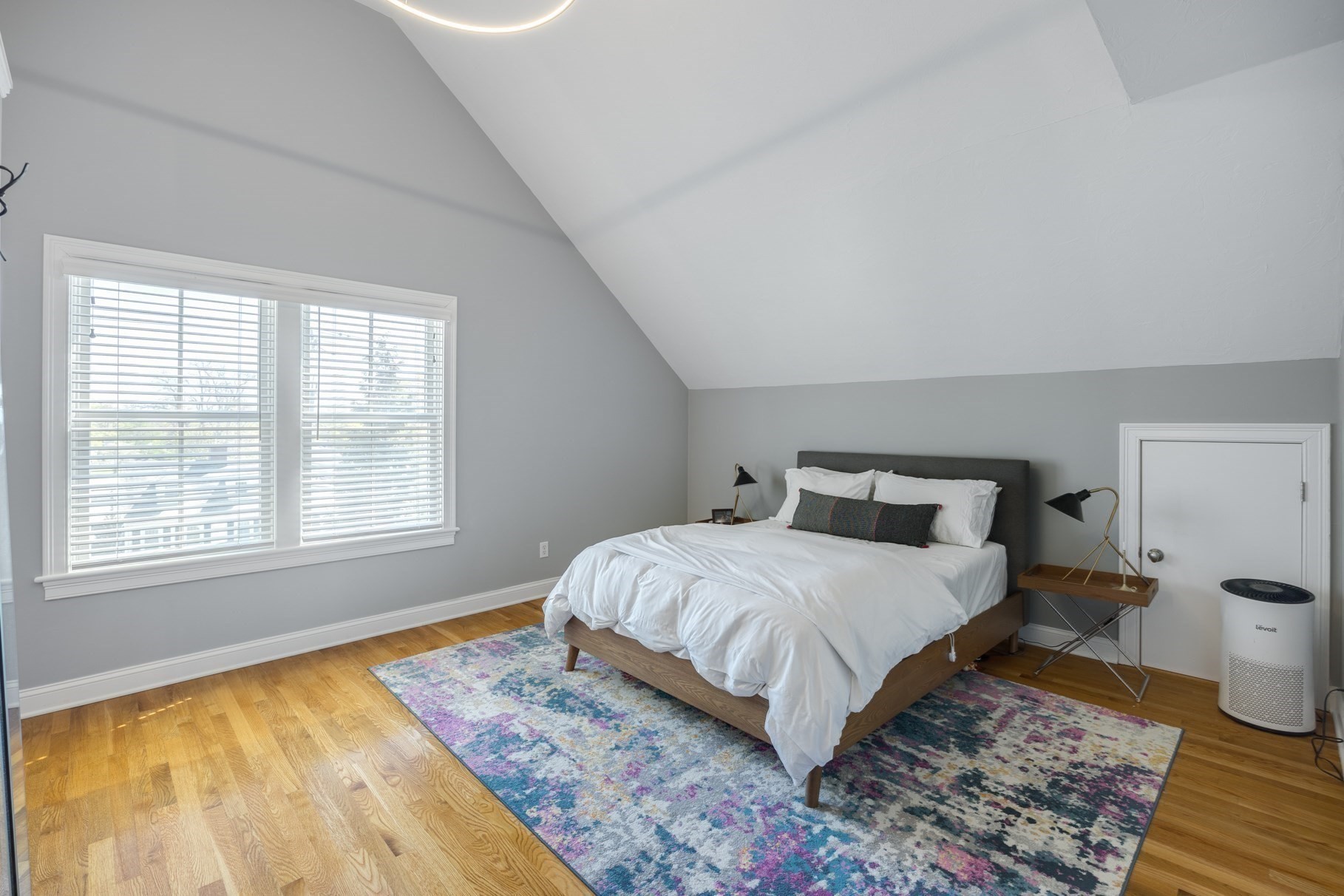 480 Main St # 1