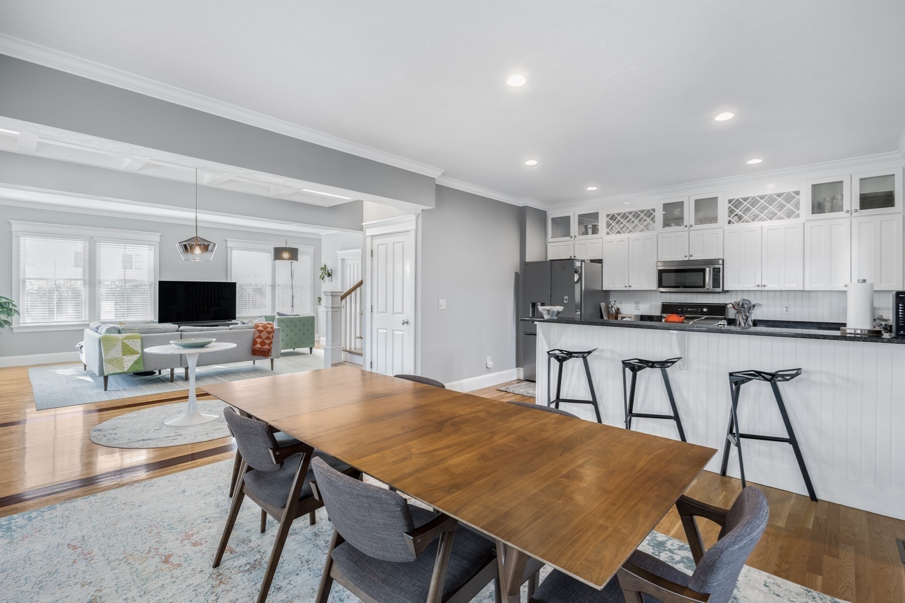 480 Main St # 1