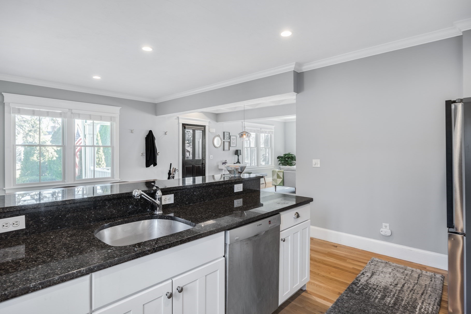480 Main St # 1