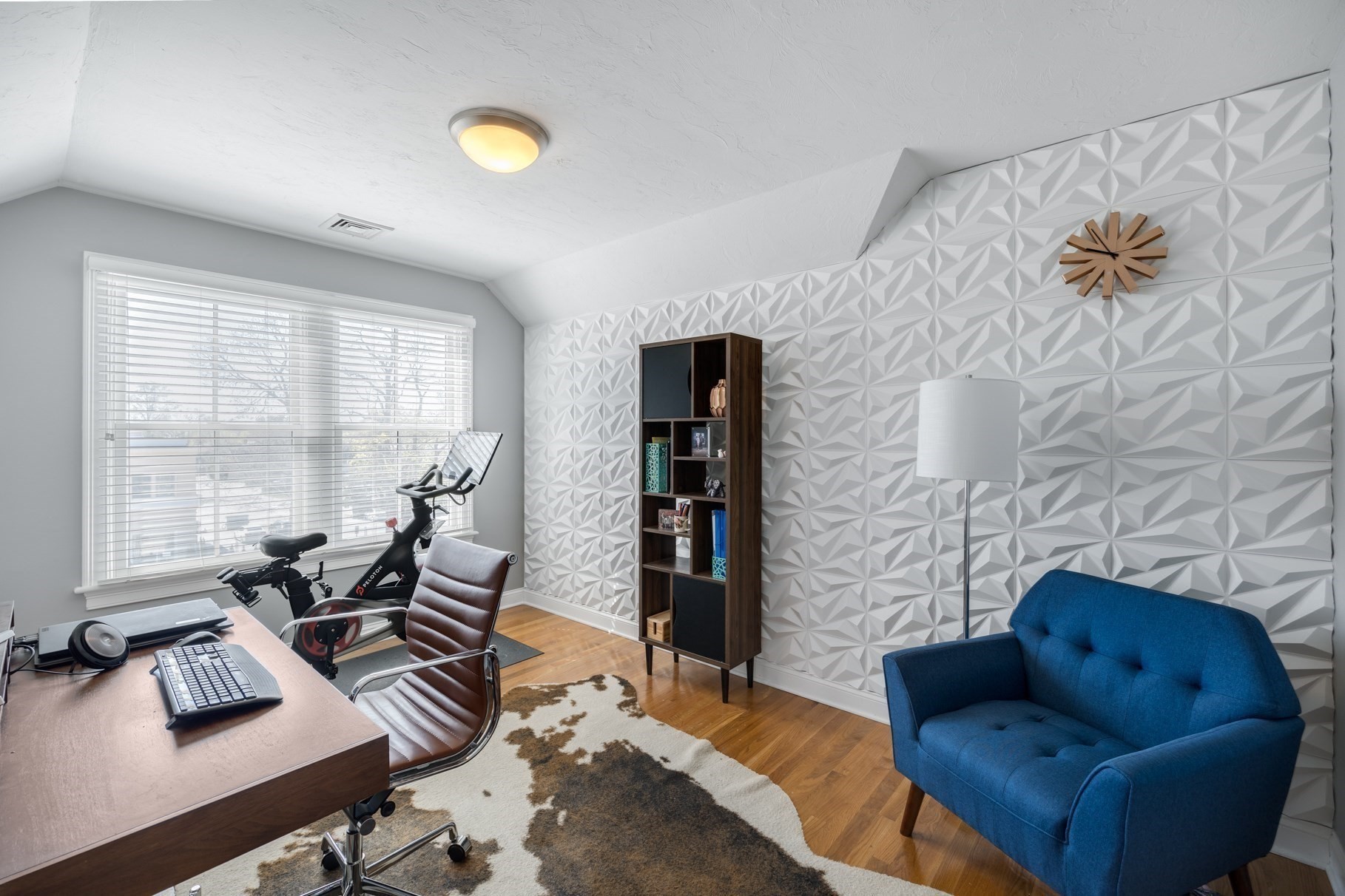480 Main St # 1